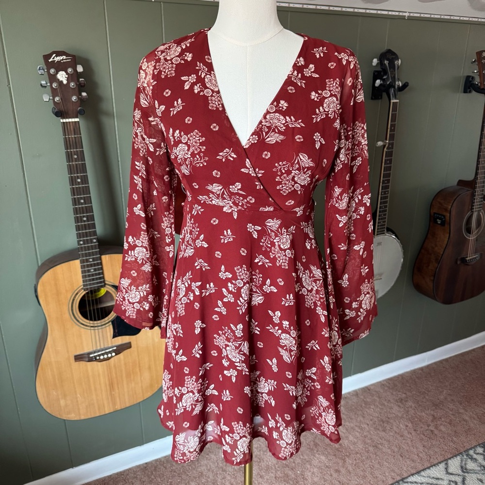 Red Bell-Sleeve Mini Dress ❤️
